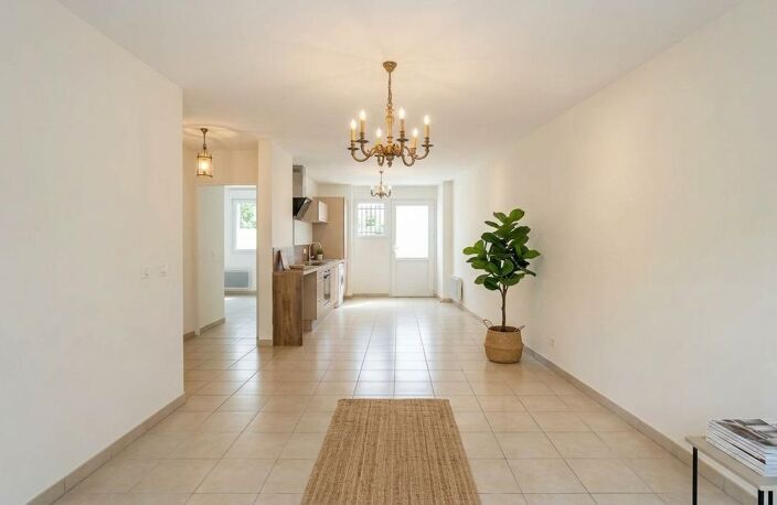 À VENDRE - BELCODÈNE - T3 REZ-DE-JARDIN 61 M² - JARDIN — photo 3