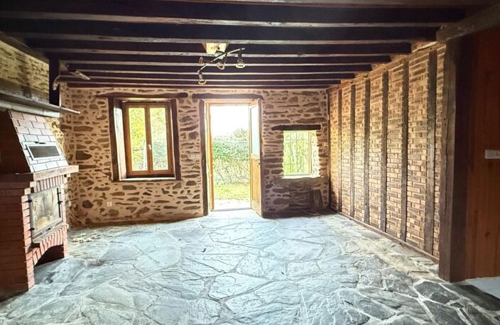 Ensemble de 2 maisons mitoyennes en pierre 209m² + grange, terrain 2000m² 79 500 € — photo 3