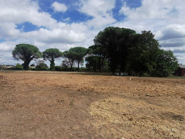 Terrain à bâtir à Saint-Maixant (33490) — photo 1