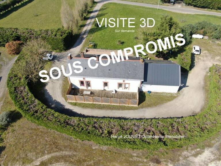 MAISON EN PIERRE 4 CHAMBRES + DEPENDANCES + 4.5 ha AVEC ÉTANG — photo 1
