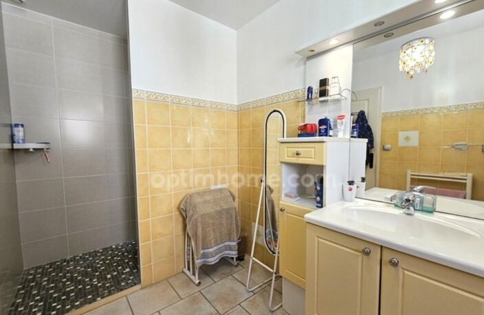Superbe pavillon récent de 162 m² avec piscine et grand terrain — 4 chambres dont suite parentale PROCHE SAINT YRIEIX, ASNIERES SUR NOUERE (16) — photo 5
