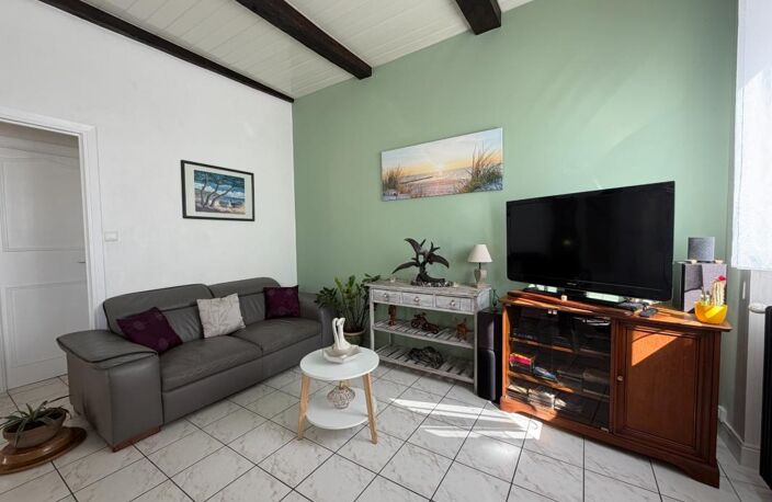 Maison de bourg lumineuse et spacieuse - Châtel-Guyon (63140) — photo 4