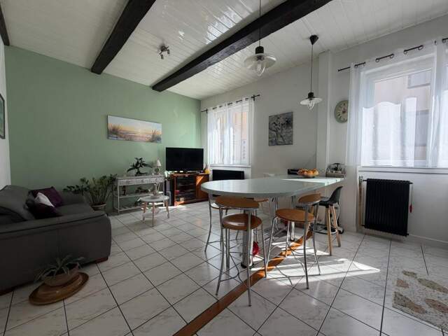 Maison de bourg lumineuse et spacieuse - Châtel-Guyon (63140) — photo du bien