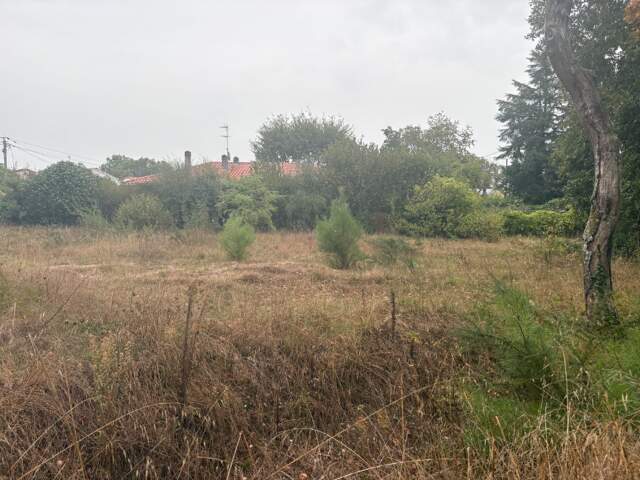 Terrain à bâtir à Villenave-d'Ornon (33140) — photo du bien