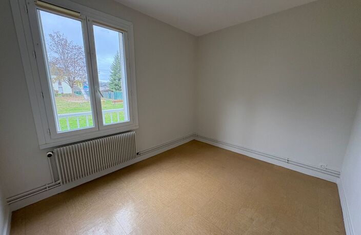 St Paterne Racan - appartement T3 — photo 3
