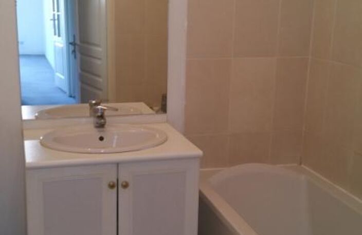T2 — photo 5