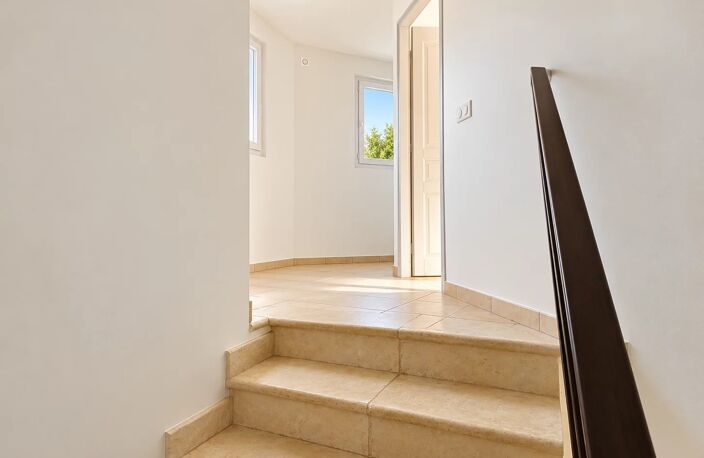 LE CLOS DES MIMOSAS - Propriété 229m² avec 2 appartements second — photo 5