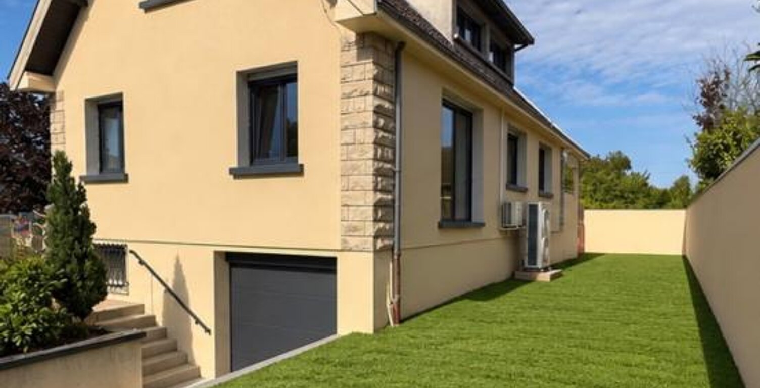 MAGNIFIQUE MAISON INDIVIDUELLE ENTIÈREMENT RÉNOVÉE – TINQUEUX — photo 1