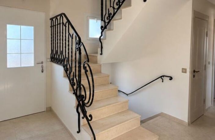 MAGNIFIQUE MAISON INDIVIDUELLE ENTIÈREMENT RÉNOVÉE – TINQUEUX — photo 4