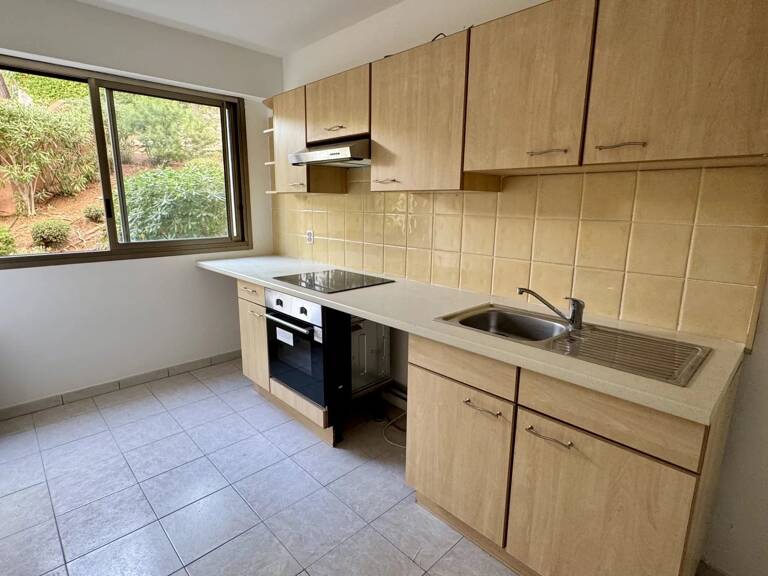 NICE  'Bas Mont Boron' : Beau  2P - Terrasse - Garage - Piscine — photo 1