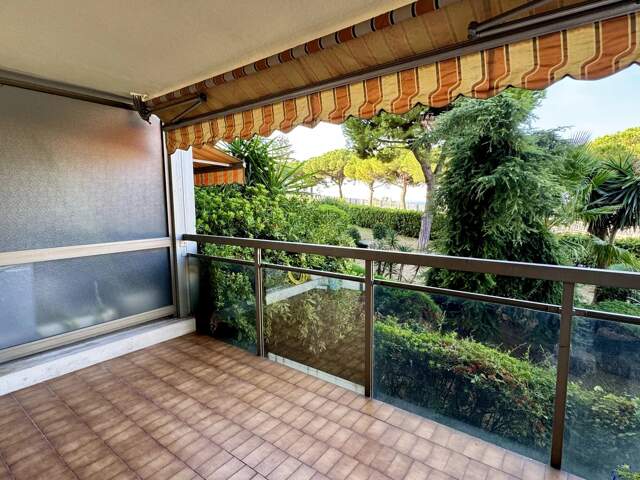NICE  'Bas Mont Boron' : Beau  2P - Terrasse - Garage - Piscine — photo du bien