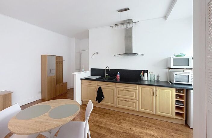 Appartement À Louer — photo 2