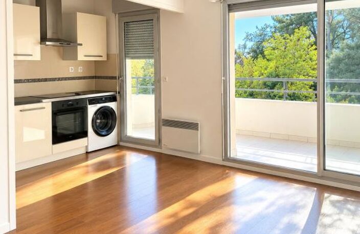 Appartement À Louer — photo 3