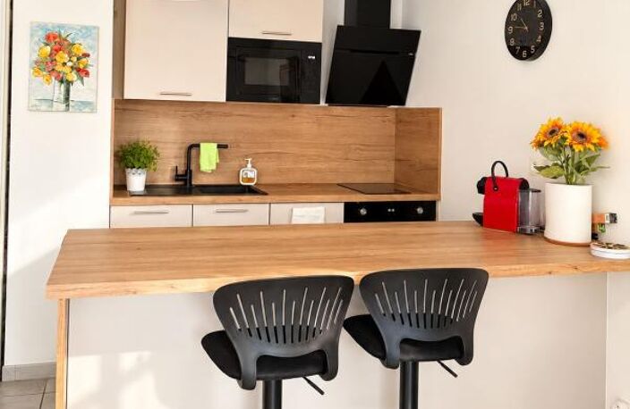 Appartement À Louer — photo 2