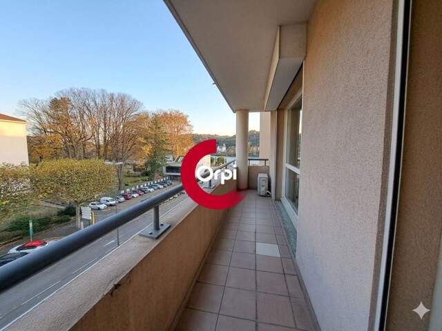Appartement À Louer — photo du bien