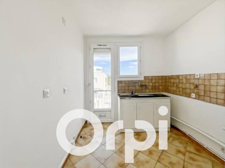 Appartement À Louer F4 — photo 1