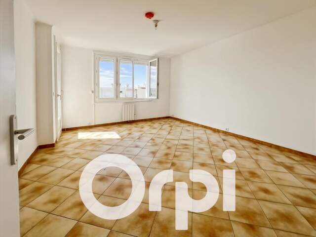 Appartement À Louer F4 — photo du bien