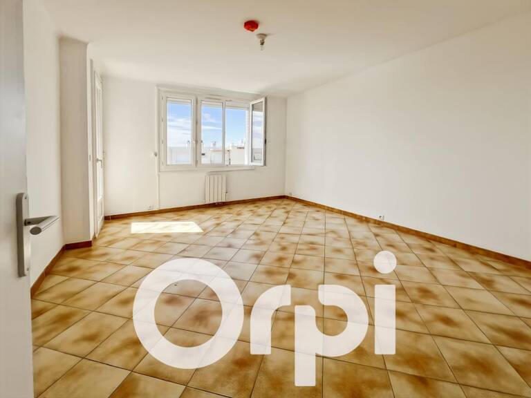 Appartement À Louer F4 — photo 1