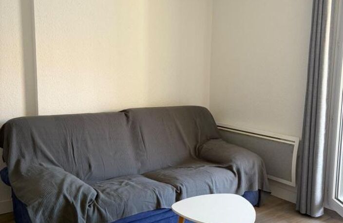DAX Grand Studio meublé à louer — photo 4