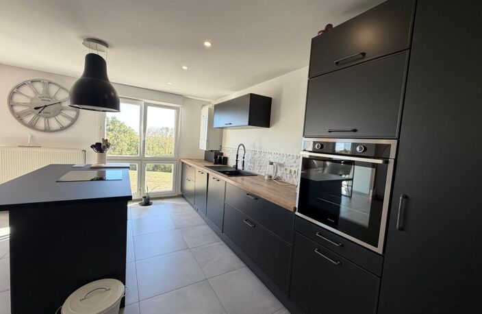 Appartement À Vendre — photo 2