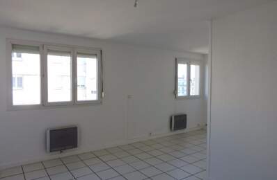 LOCATION d'un appartement 2 pièces (48 m²) à LAXOU — photo du bien