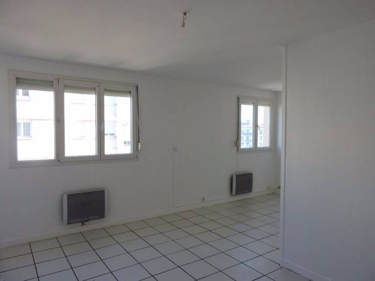 LOCATION d'un appartement 2 pièces (48 m²) à LAXOU — photo 1