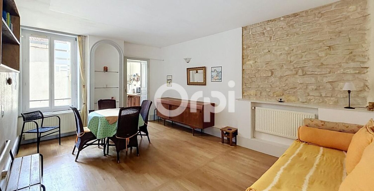 Appartement À Louer — photo 1