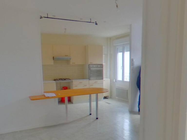 Appartement À Louer — photo 1
