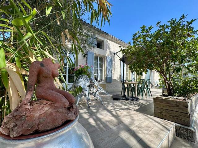 Maison À Vendre — photo du bien
