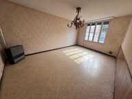LONGAGES CENTRE – MAISON À RÉNOVER – TERRAIN CONSTRUCTIBLE – 60 M² DE COMBLES – FORT POTENTIEL — photo 2