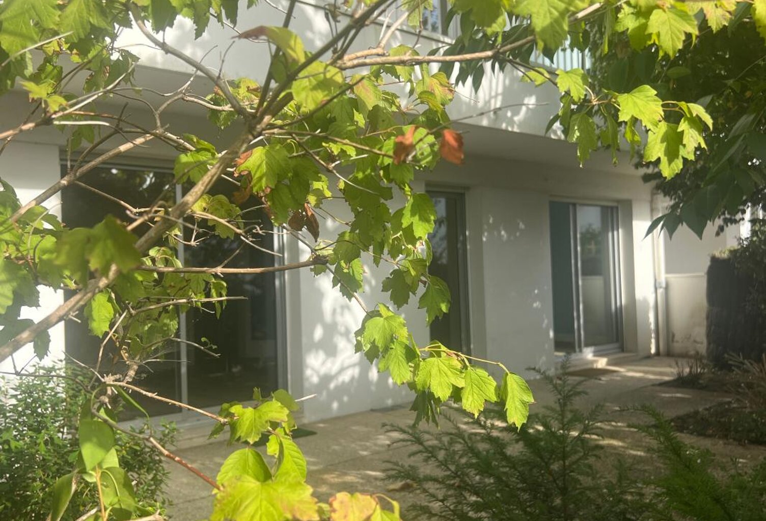Le Pouliguen — Appartement 2 pièces de 58 m² avec jardin privatif et parking sécurisé — photo 1