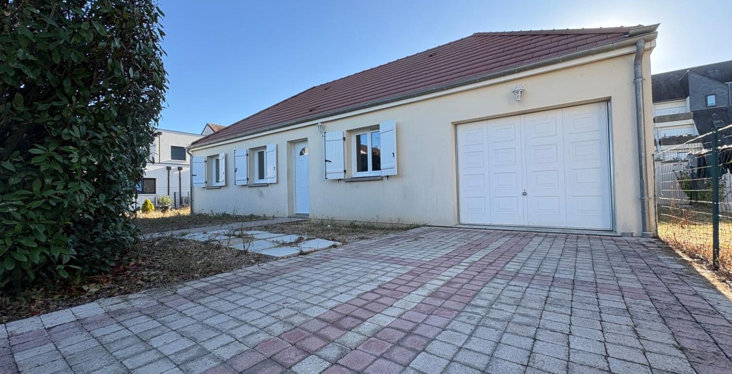  Vie de plain-pied et tout à pied : votre nouveau chez-vous à Beaugency ! — photo 1