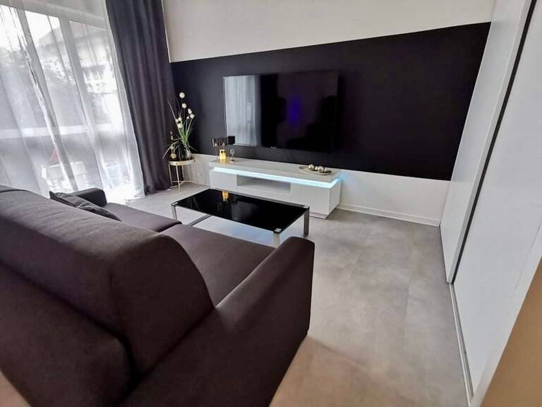 Appartement À Louer — photo 1