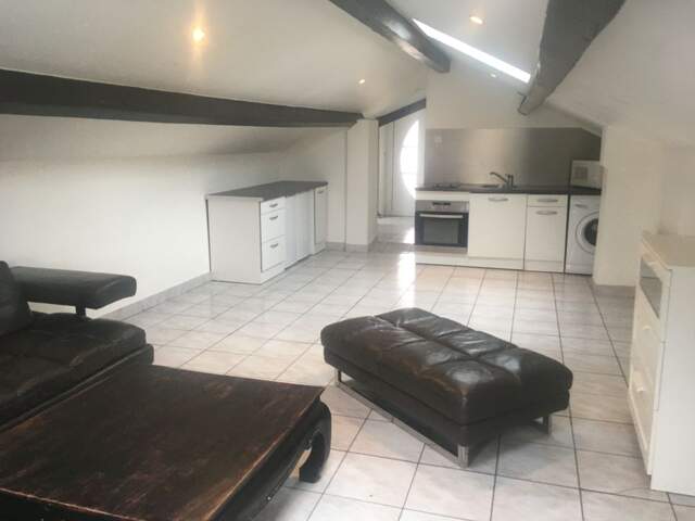 Appartement de 26m2 à louer sur Vénissieux — photo du bien