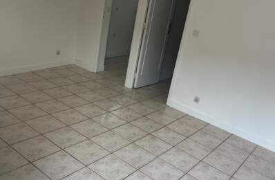 Appartement de 30m2 à louer sur Villeneuve-sur-Yonne — photo du bien