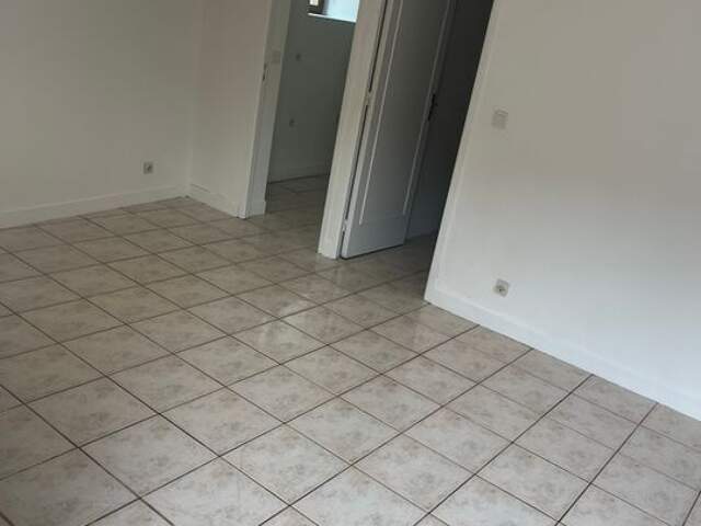Appartement de 30m2 à louer sur Villeneuve-sur-Yonne — photo du bien