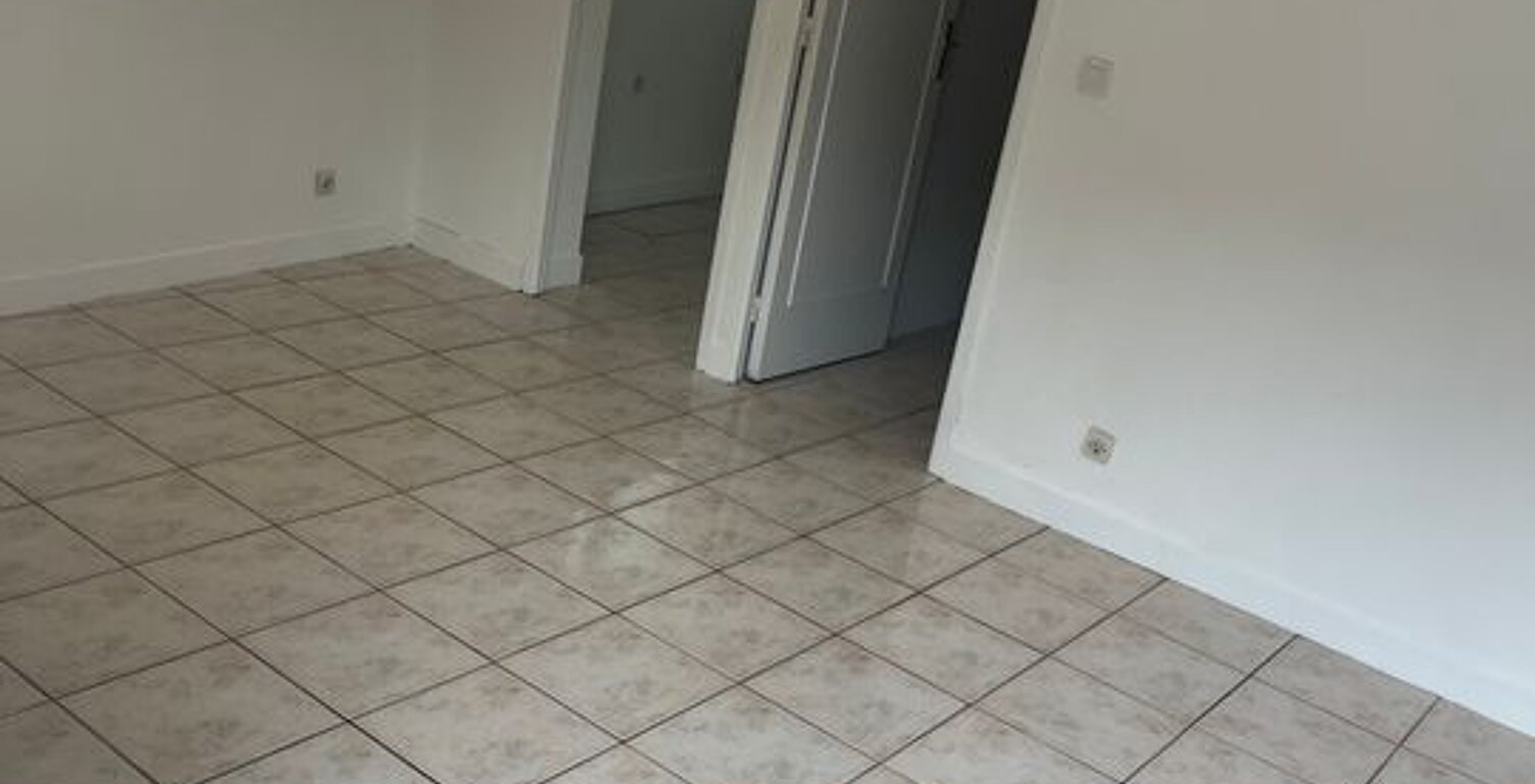 Appartement de 30m2 à louer sur Villeneuve-sur-Yonne — photo 1