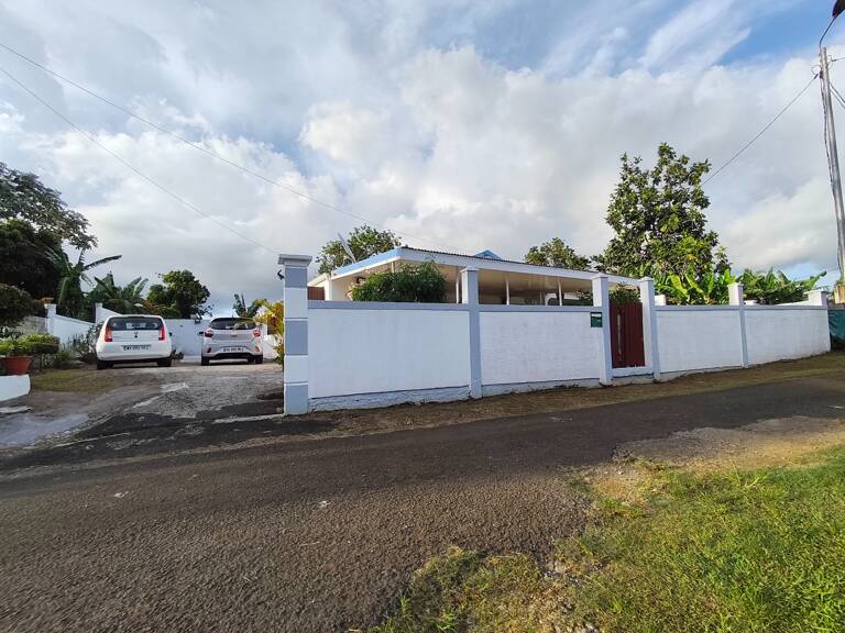 Maison à vendre 6 pièces SAINTE ROSE (971) — photo 1