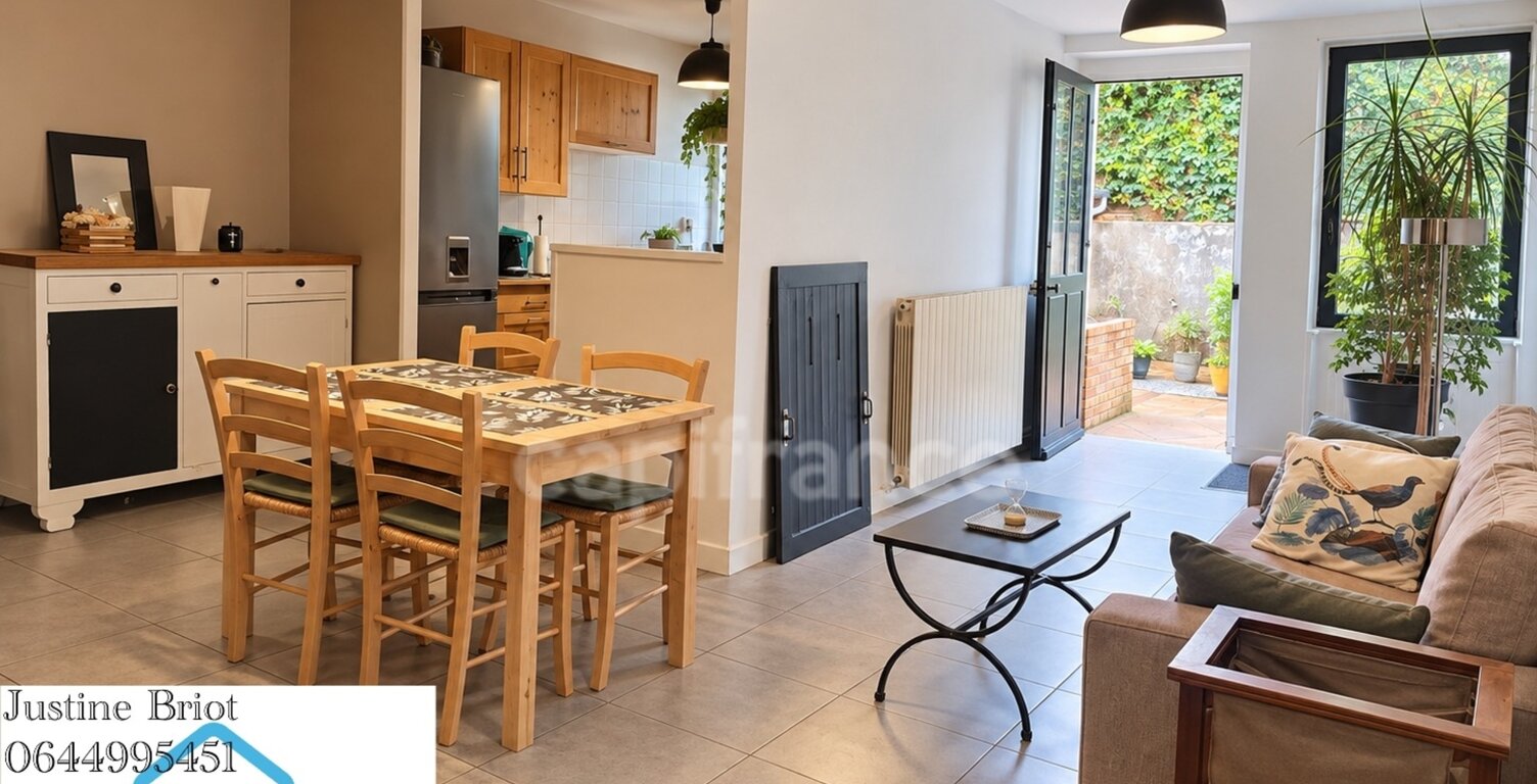 Maison de ville 123 m² – Nevers – Cour & beaux volumes — photo 1