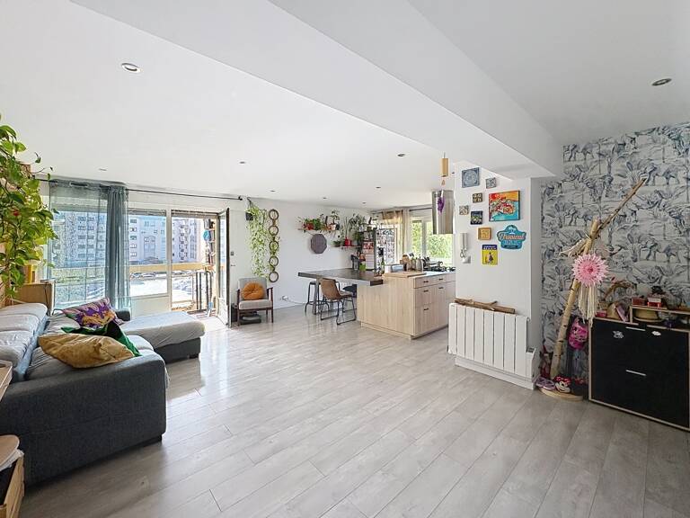 Appartement à vendre 4 pièces ANNEMASSE (74) — photo 1