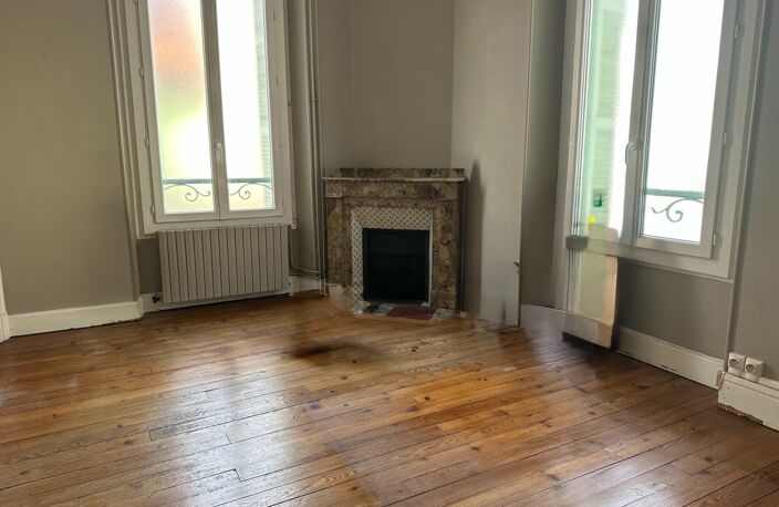Dpt Hautes Pyrénées (65), à vendre TARBES immeuble — photo 4