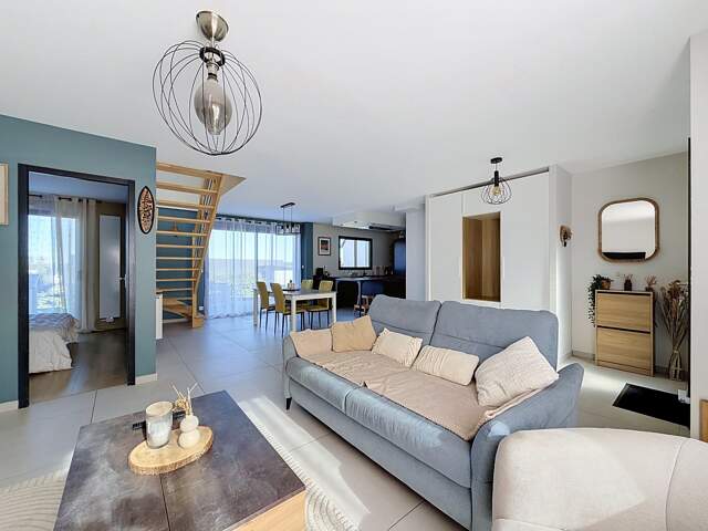 INDRE ET LOIRE, MONNAIE 10 KMS DE Tours, maison de 120 m2 avec jardin, 3 chambres et bureau — photo du bien