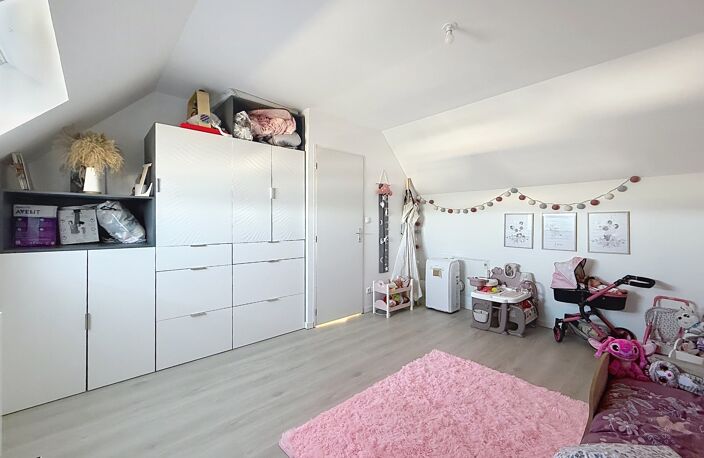 INDRE ET LOIRE, MONNAIE 10 KMS DE Tours, maison de 120 m2 avec jardin, 3 chambres et bureau — photo 5