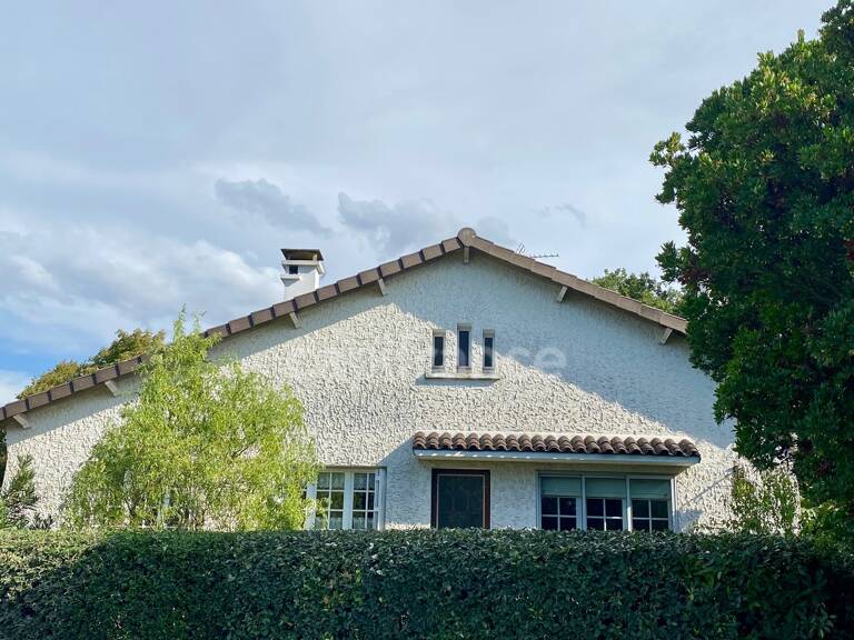 Maison à vendre 7 pièces LIGUGE (86) — photo 1
