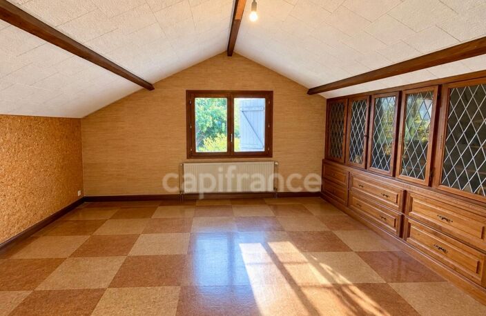 Maison à vendre 7 pièces LIGUGE (86) — photo 2