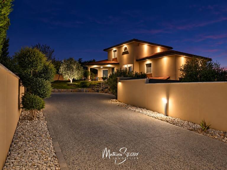 ORLIENAS - Maison P5 sur sous sol complet! — photo 1