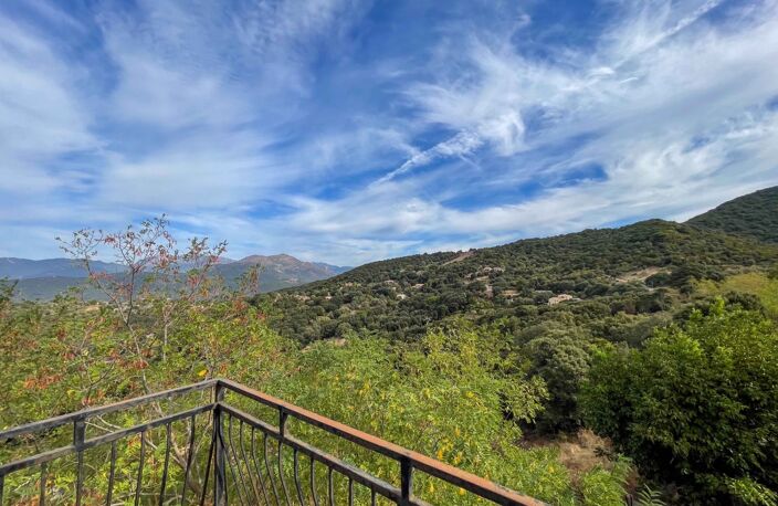 EXCLUSIVITÉ – GRANACE – APPARTEMENT T4 DE CARACTÈRE AVEC VUE PANORAMIQUE — photo 2