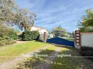 Maison à vendre sur un terrain de 2000 m2 - 4 chambres - Bureau - 3 salles d'eau - 3 wc - Dépendance de 110 m2 et garages LA GARNACHE (85) — photo 3