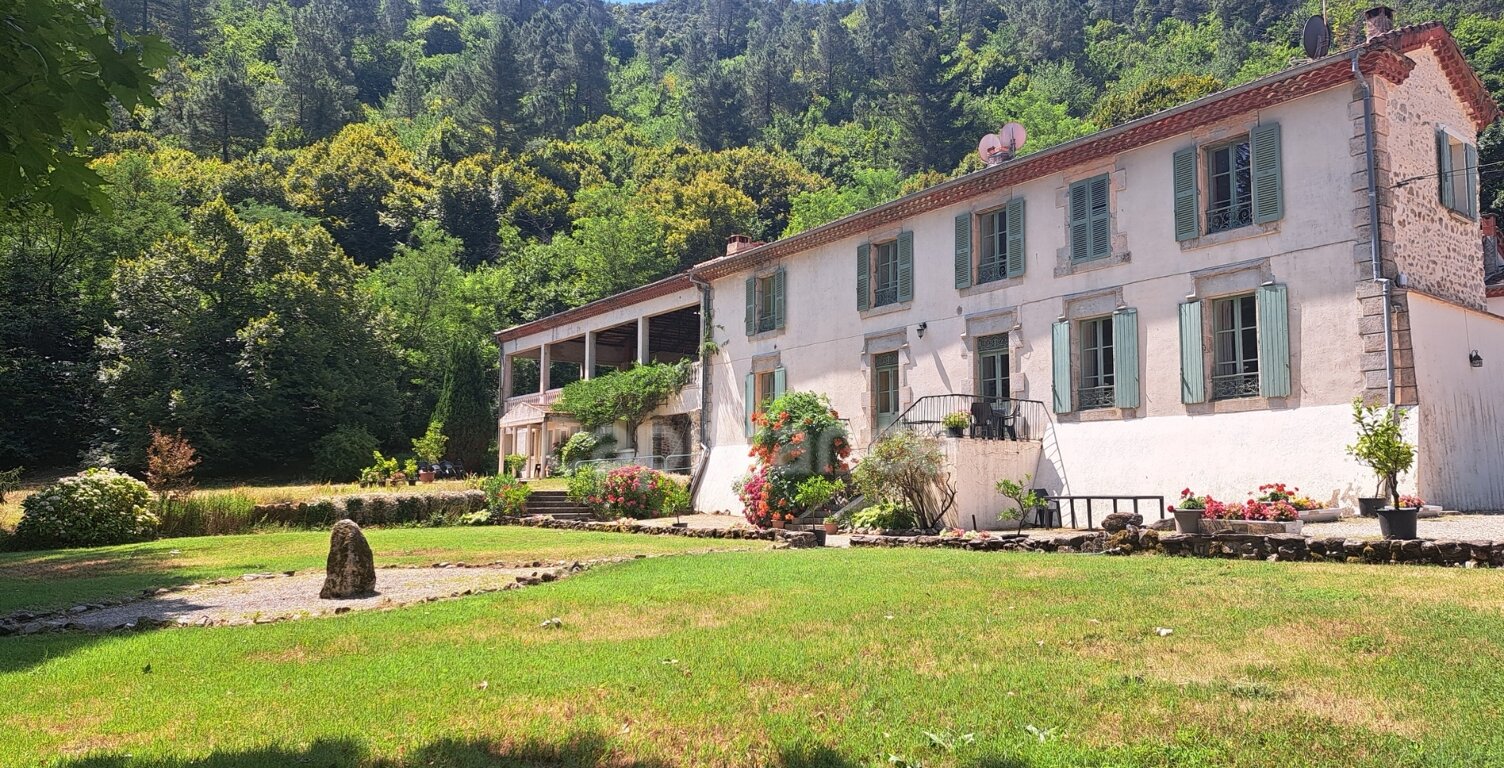 LA GRAND COMBE (30) Propriété de Caractère et Activité Touristique – Portes des Cévennes — photo 1