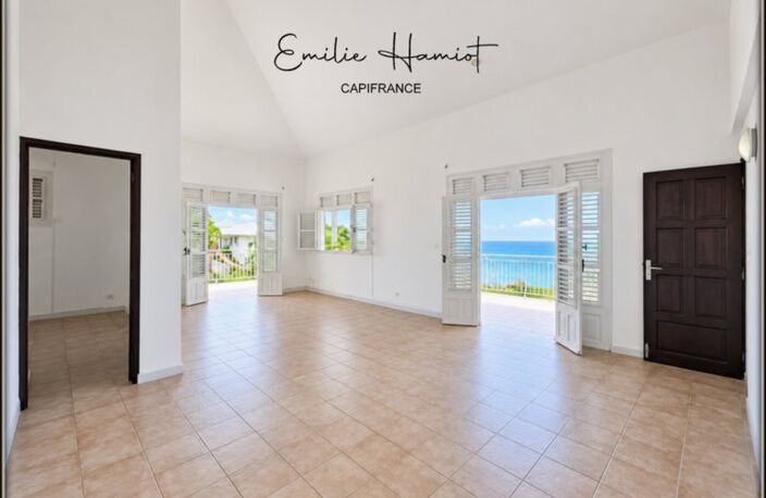 A vendre - LE DIAMANT – Quartier Ravine Gens Bois - Maison individuelle de type 4 avec vue exceptionnelle et fort potentiel d’aménagement — photo 3